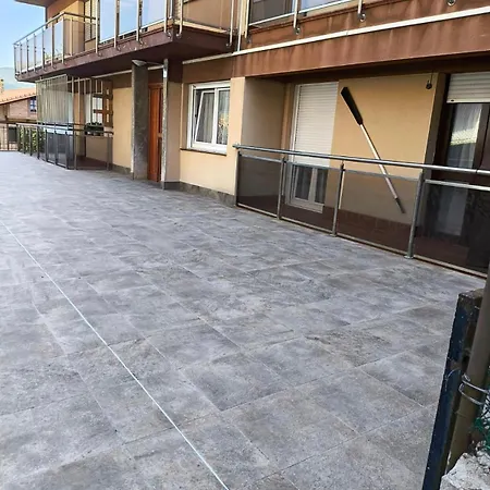 Ikialde アパート